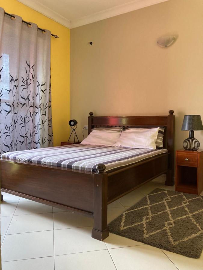 Thegatsbystyle By Jevas Lägenhet Dar es Salaam Exteriör bild